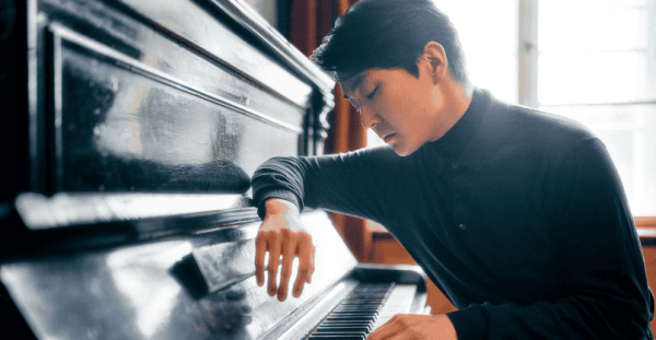 Piano Concerto No. 1 - Chopin / Symphony No. 6